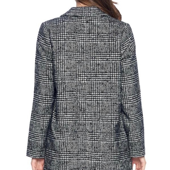 Coat - Picture 3 of 5